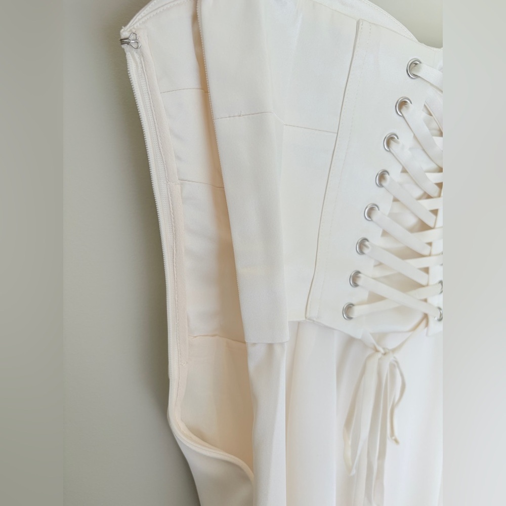 NEW Reformation Ariyah Corset Satin Maxi Dress Ivory Bridal | US 0 UK 4 - Picture 11 of 14